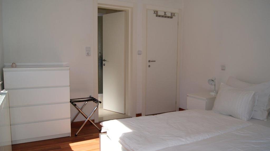 Feelgood Apartments Подстрана Стая снимка